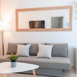 Acogedor Estudio En Triana Con Jacuzzi Y Wifi