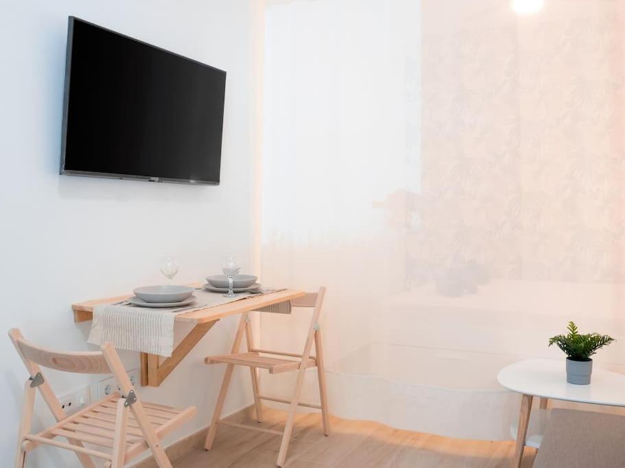 Appartement Acogedor Estudio En Triana Con Jacuzzi Y Wifi *